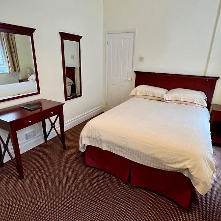 Calverts Hotel - Newport, Isle Of Wight Eksteriør bilde