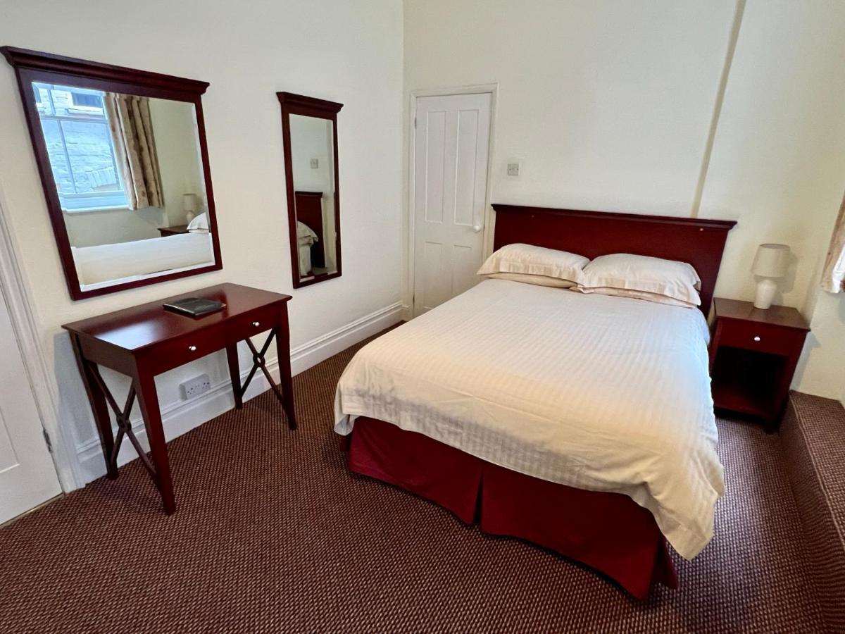 Calverts Hotel - Newport, Isle Of Wight Eksteriør bilde