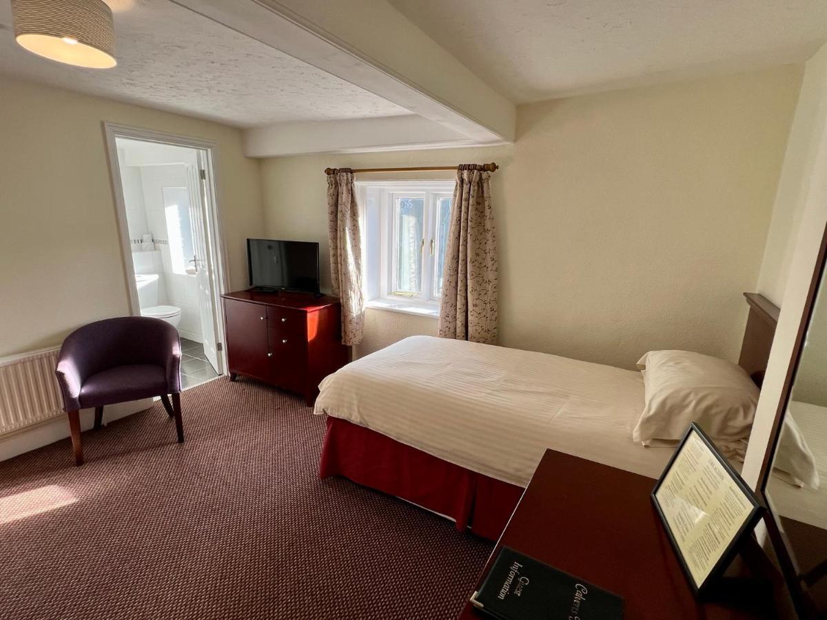 Calverts Hotel - Newport, Isle Of Wight Eksteriør bilde