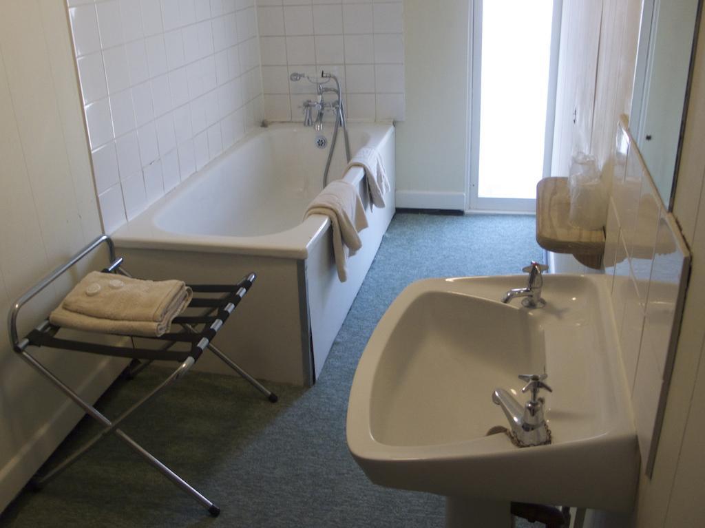 Calverts Hotel - Newport, Isle Of Wight Rom bilde
